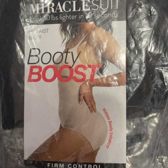 Women’s Booty Boost Hi- waist Brief - Picture 6 of 6